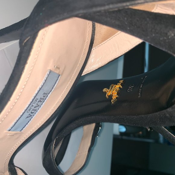 Prada Black Suede sandal with ankle strap - Picture 3 of 14